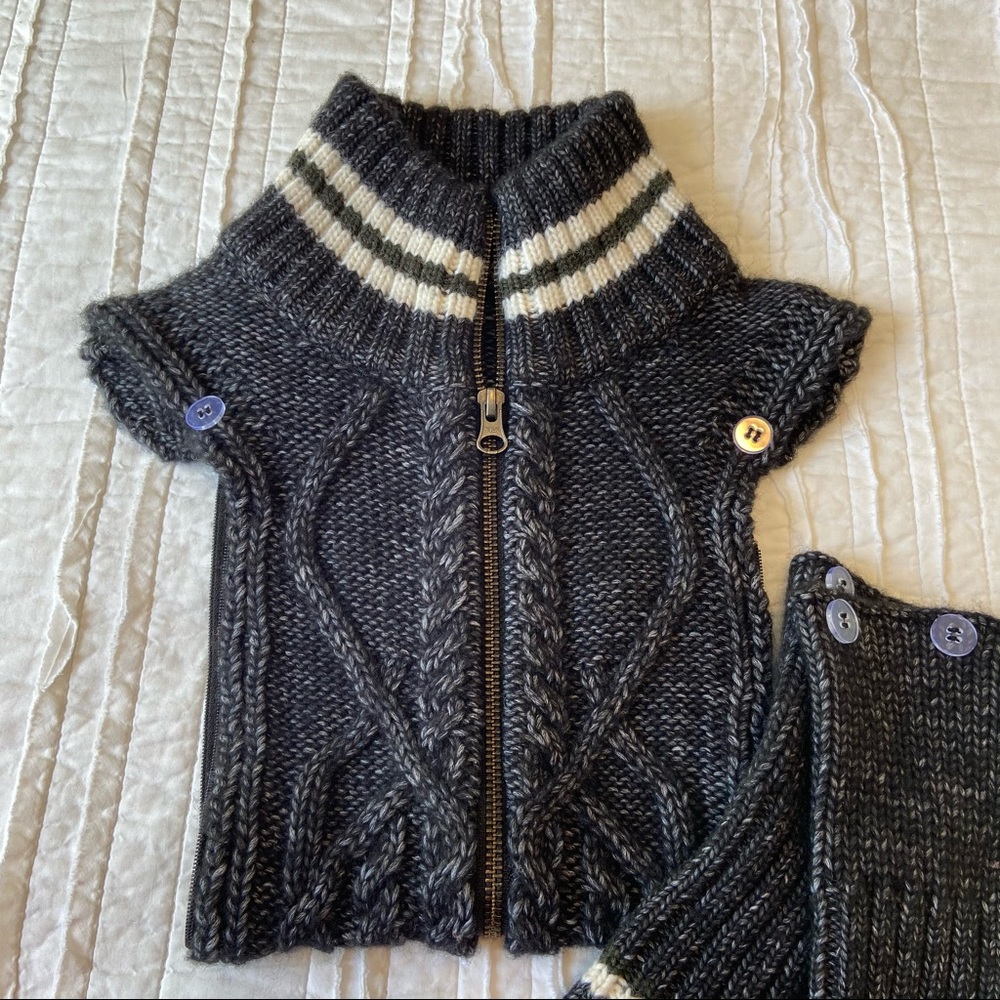 Veronica Beard Gray Wool Dickey Jacket Insert with Cuffs - Picture 6 of 8
